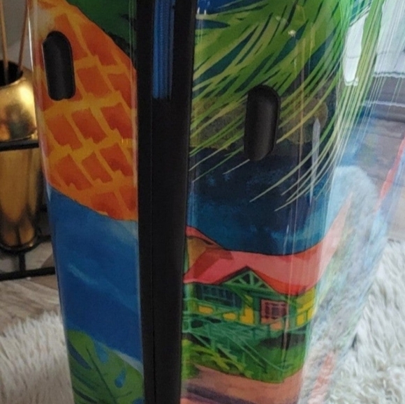 Disney Stitch 24" Hardsided Rolling Luggage Exclusive - Picture 6 of 7